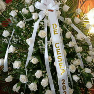 ramo de flores funebre