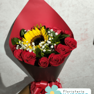 Ramillete de Rosas y Girasoles